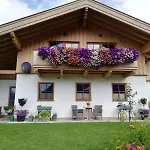 Mitterschützinghof Apartment *