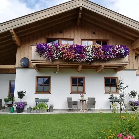 Mitterschuetzinghof Apartment *