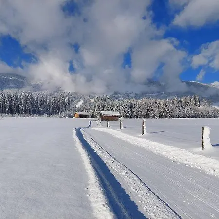 Mitterschuetzinghof * Saalfelden